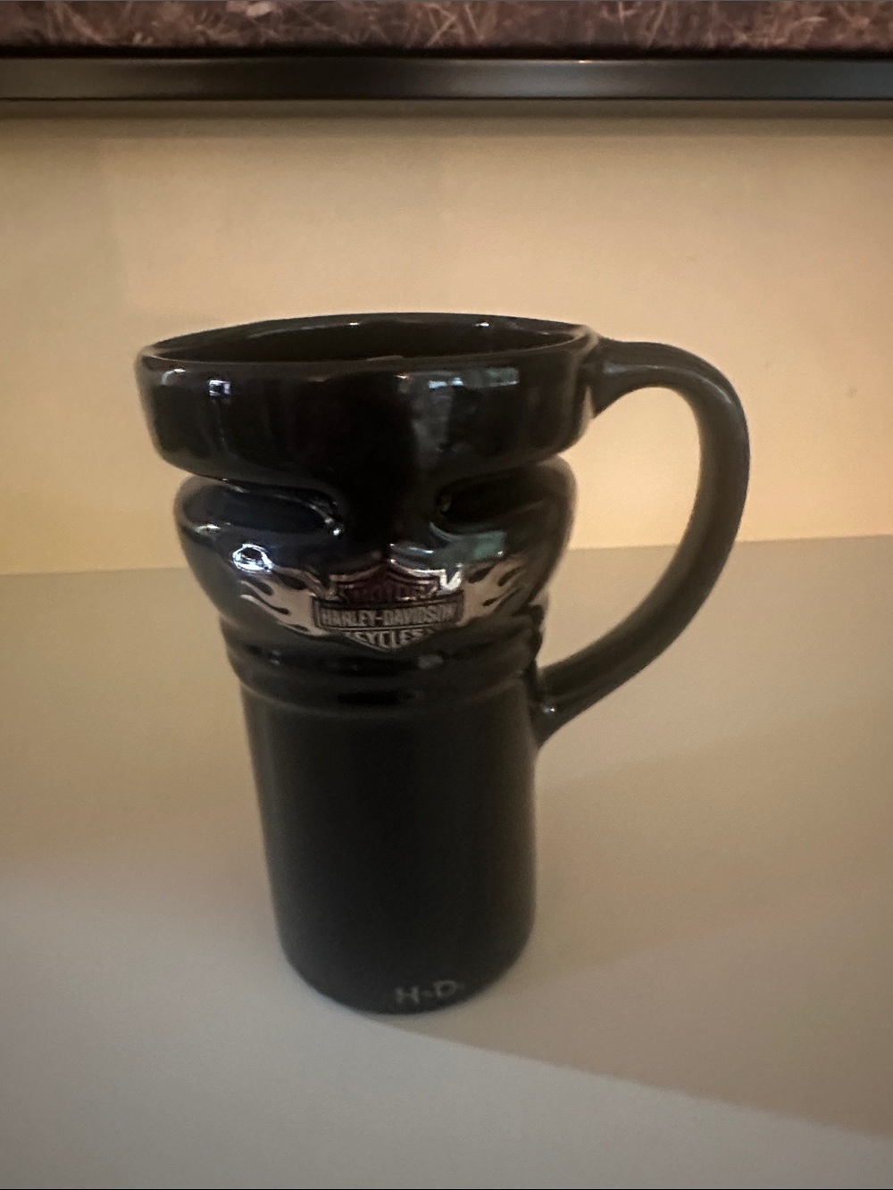 Harley-Davidson Glossy Black Ceramic travel Mug with Silver Emblem